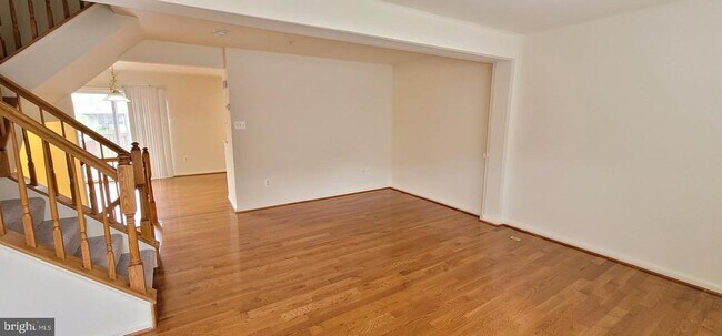 Foto del edificio - 7128 Fox Harbor Way
