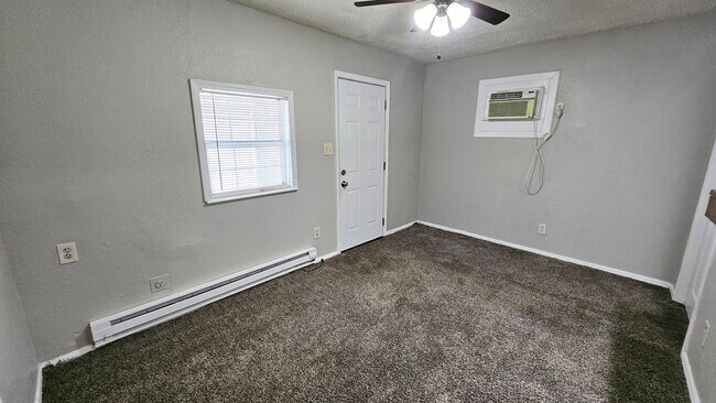 Foto del edificio - 2308 NW 12th St