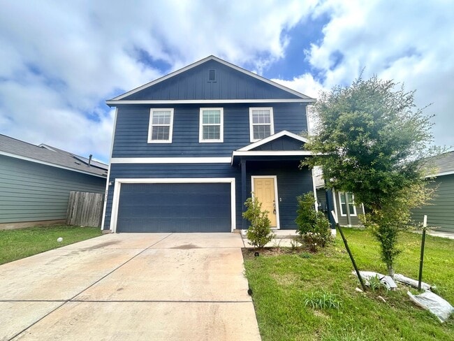 Building Photo - Your Next Home Awaits – Bright, Modern & M...