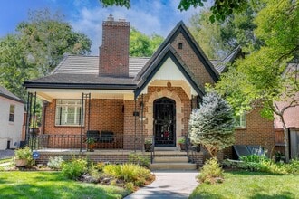 Building Photo - 1065 S Clayton Way