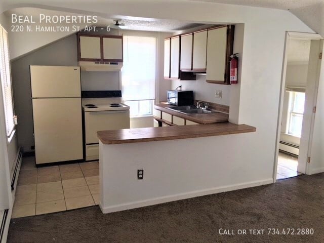 Photo - 220 N Hamilton St Apartment