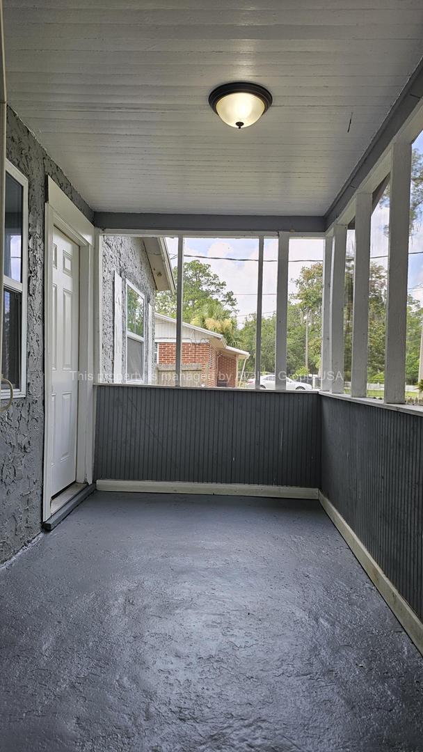 Building Photo - 10875 Biscayne Blvd