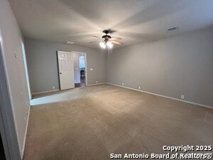 Foto del edificio - 15766 Cotton Tail Ln