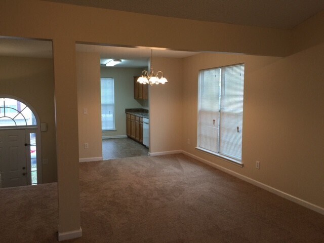 Building Photo - 5847 Waggoner Cove