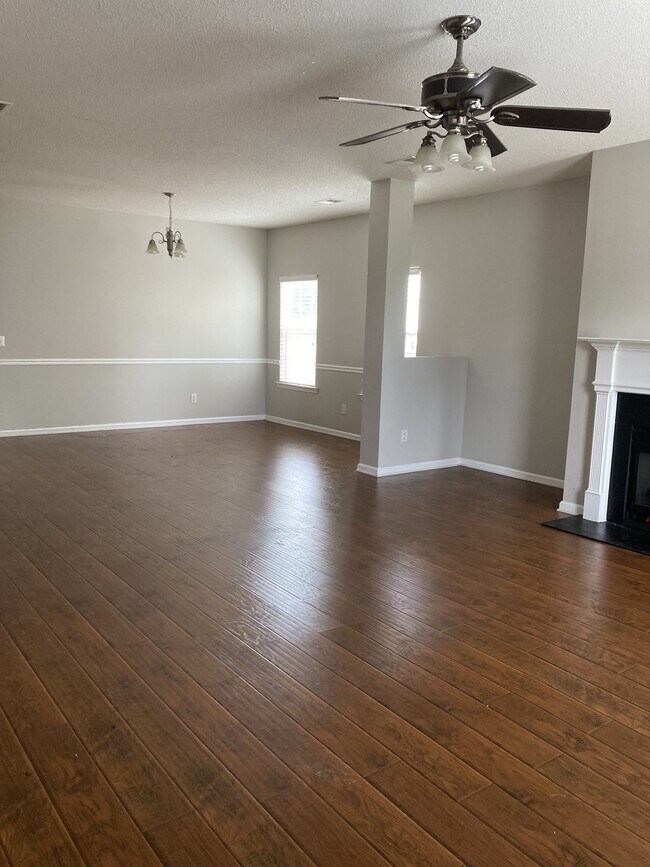 Photo - 3122 Imperial Cir SW House