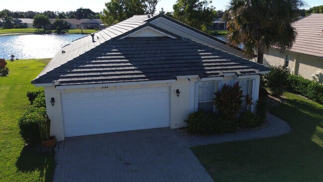 Foto del edificio - 532 SW Indian Key Dr