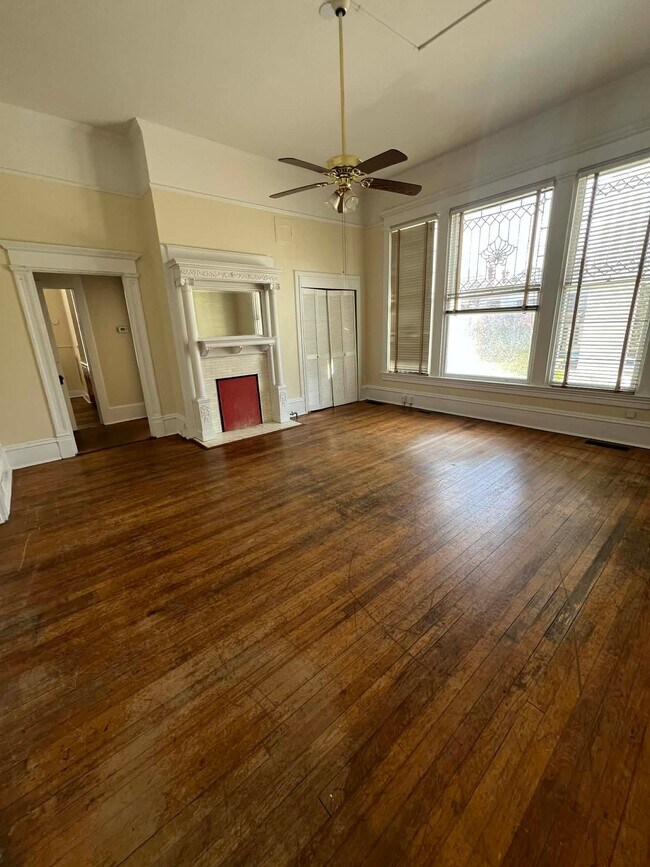 Foto del edificio - 233 College St