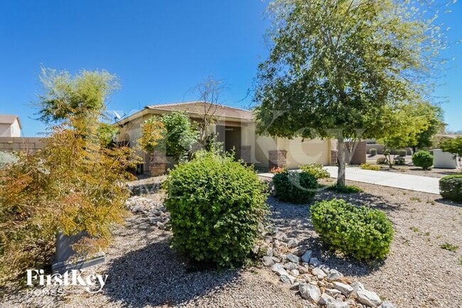 Building Photo - 1018 W Corriente Dr