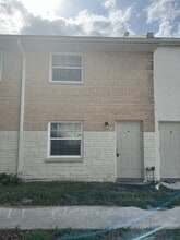 Building Photo - 55 Needle Blvd