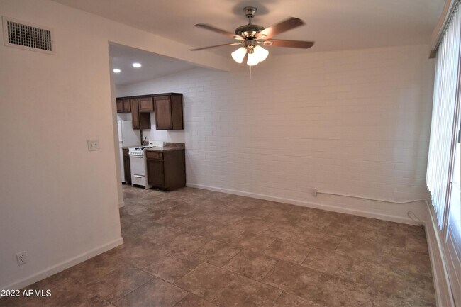 Foto del edificio - 502 North 11th St