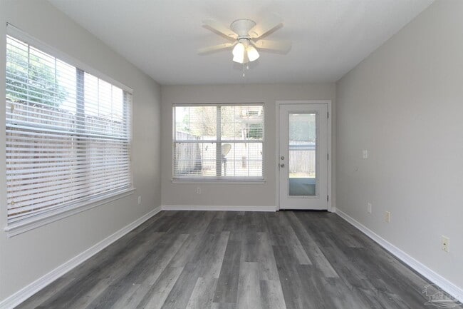 Building Photo - 3116 Two Sisters Wy