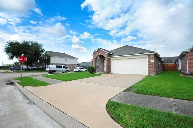 Building Photo - 7103 Bryton Park Dr