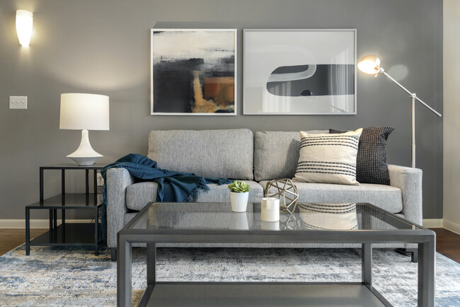 Foto del edificio - 8540 Homeplace Dr