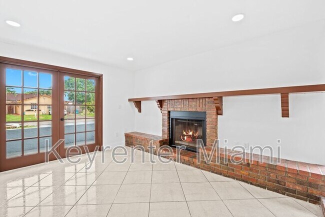 Foto del edificio - 11740 SW 12th St