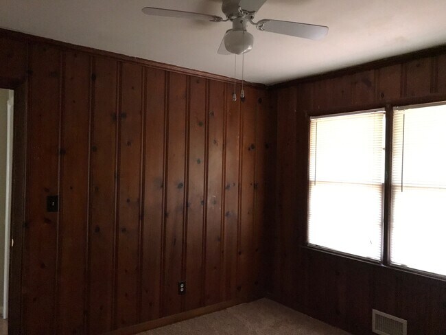 Foto del edificio - 4314 Hendrix Dr