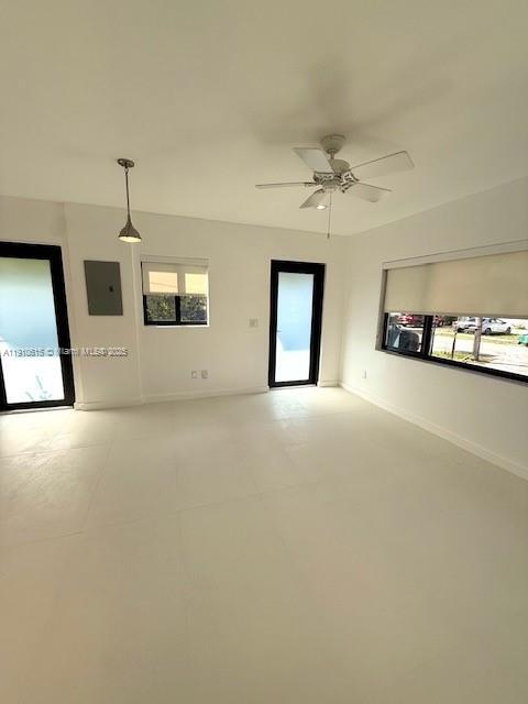 Foto del edificio - 1243 SW 30th Pl