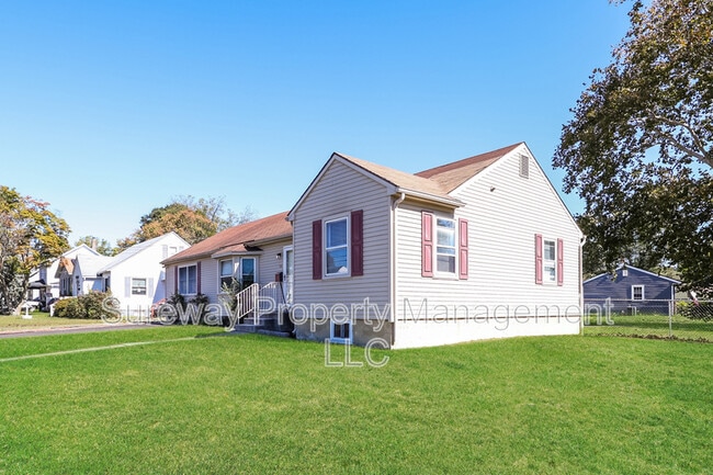 Building Photo - 60 Indiana Ave