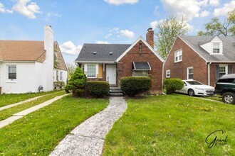 Building Photo - 12390 Duchess St