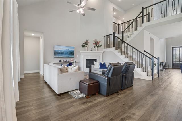 Foto del edificio - 1329 Stoneleigh Pl