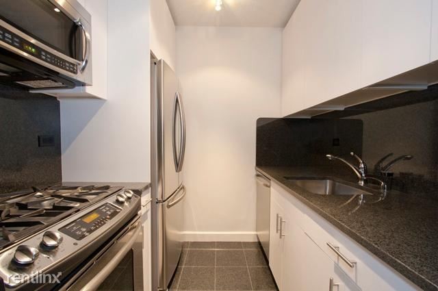 Building Photo - 1 br, 1 bath Apartment - 1385 York Ave