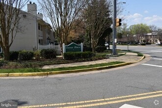 Building Photo - 10208 Ashbrooke Ct