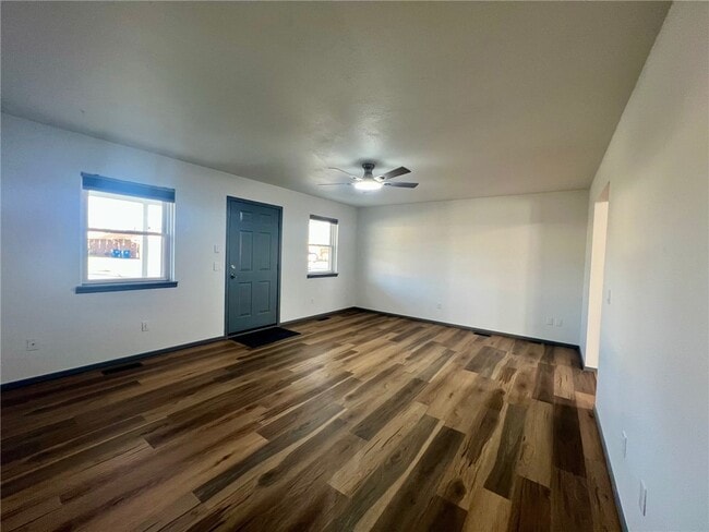 Foto del edificio - 902 SE G St