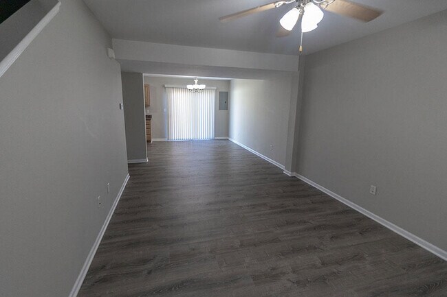 Building Photo - 4014 Arctic Fox Dr