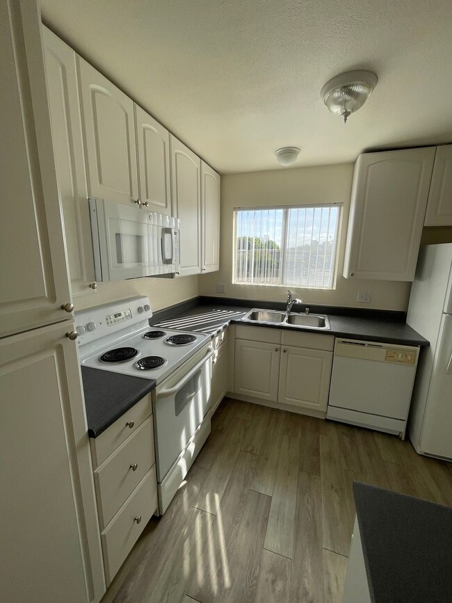 Interior Photo - Mira Monte Apartments