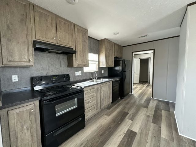 Foto del edificio - 13746 Kent State Ave