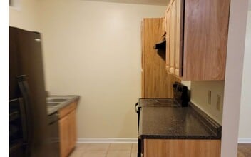 Building Photo - 423 Ballewtown Rd