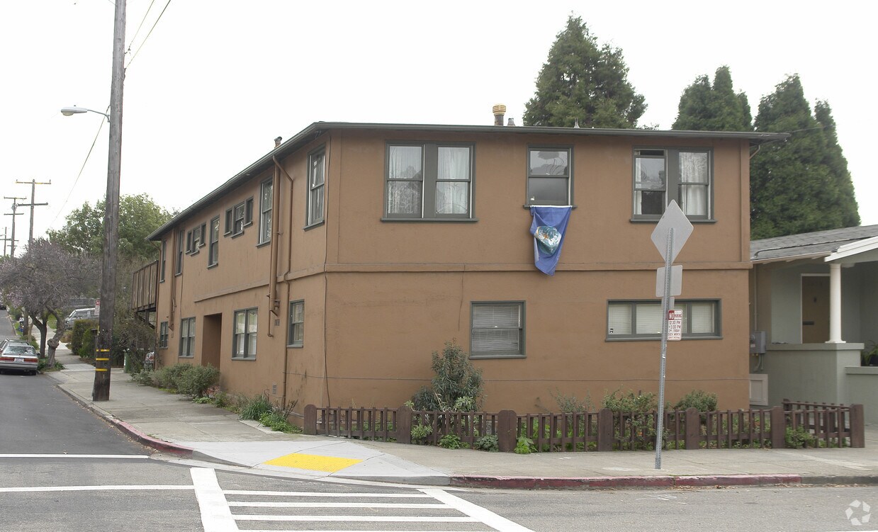 Primary Photo - 1626-28 Hopkins St