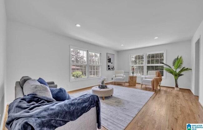 Building Photo - 2836 Vestavia Forest Pl