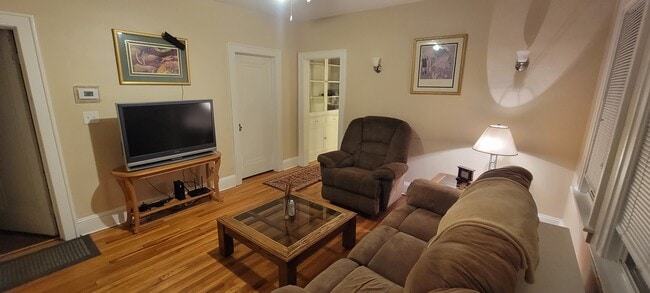 Living room - 13 N Jay St