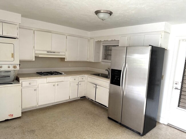 Building Photo - 4802 N Flagler Dr