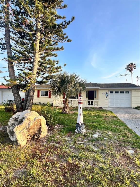 Building Photo - 3924 Headsail Dr
