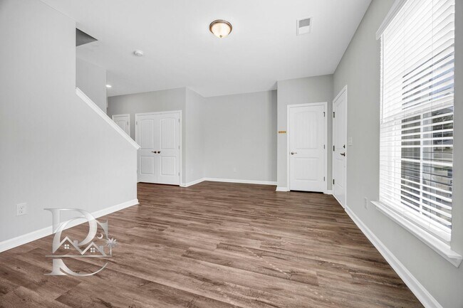 Foto del edificio - 185 Northwood St