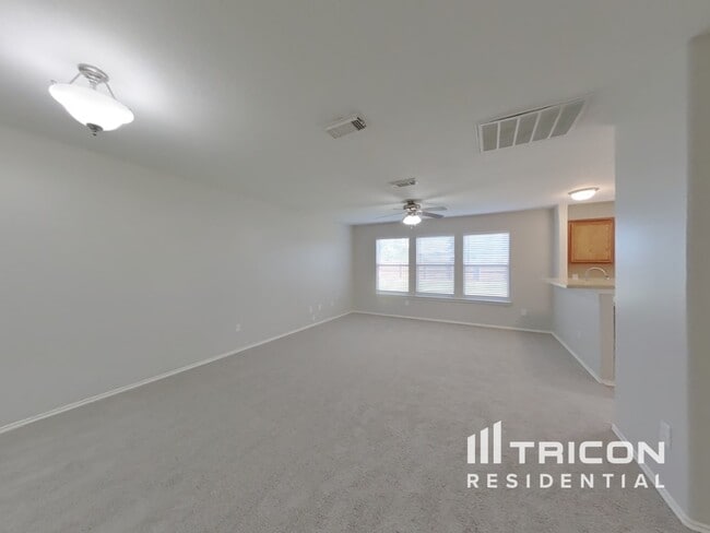 Foto del edificio - 13007 Lark Point Ct