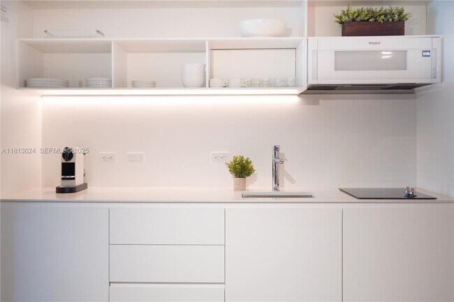 Building Photo - 291 Bal Bay Dr