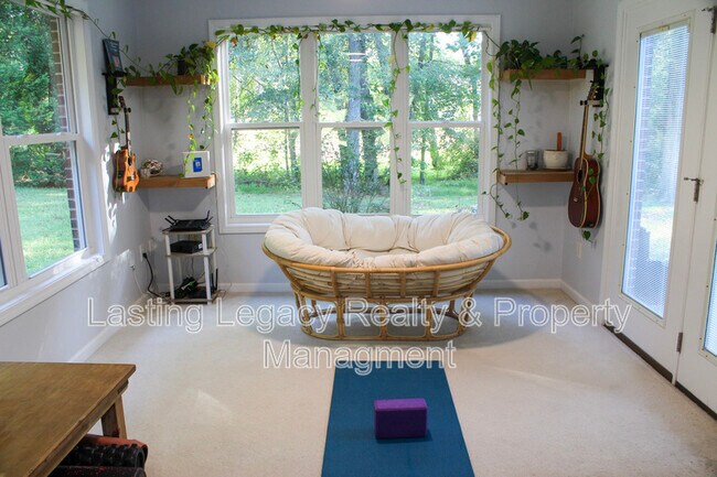 Foto del edificio - 5009 Hidden Red Oak Dr