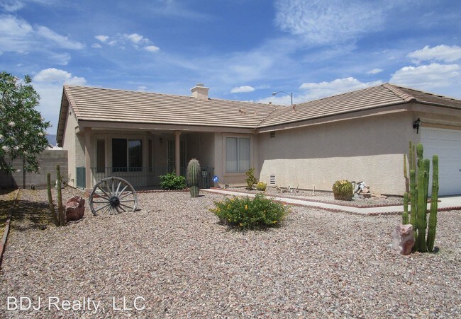 Building Photo - 3 br, 2 bath House - 3516 Slapton Ave