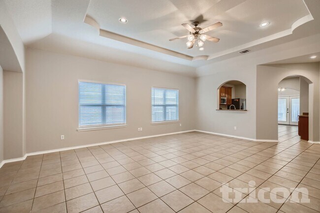 Building Photo - 5626 Cross Pond