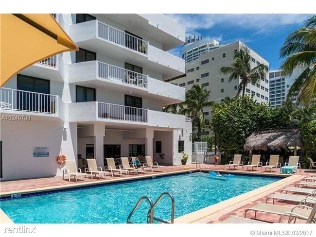 Building Photo - 4301 Collins Ave