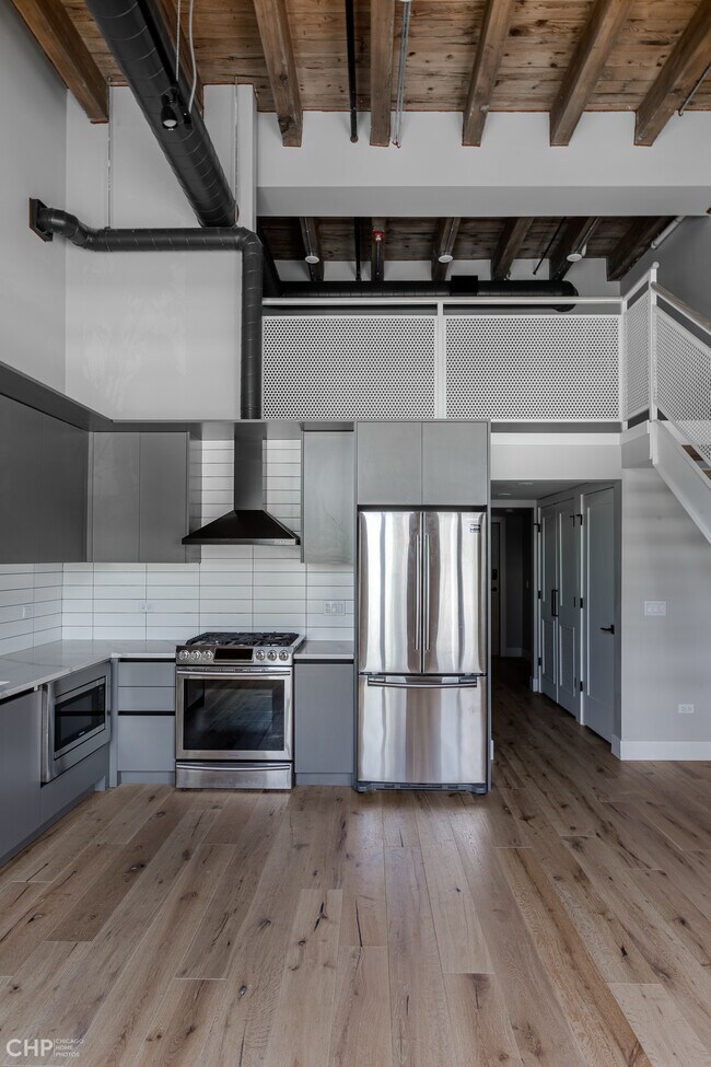 Foto del edificio - 729 N Sangamon St