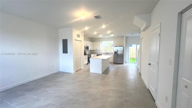 Foto del edificio - 1178 SE 2nd St