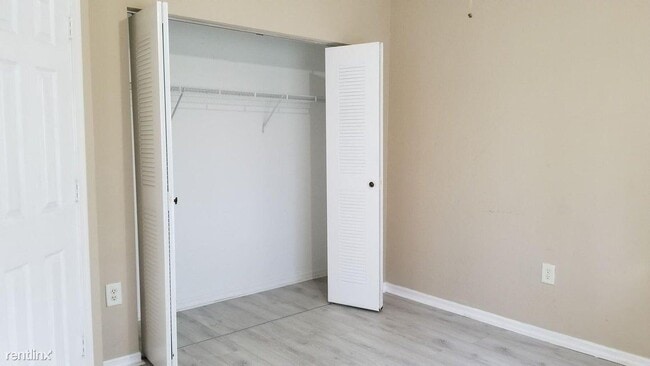Building Photo - 3 br, 2 bath House - 250 Crestwood Cir Apt...