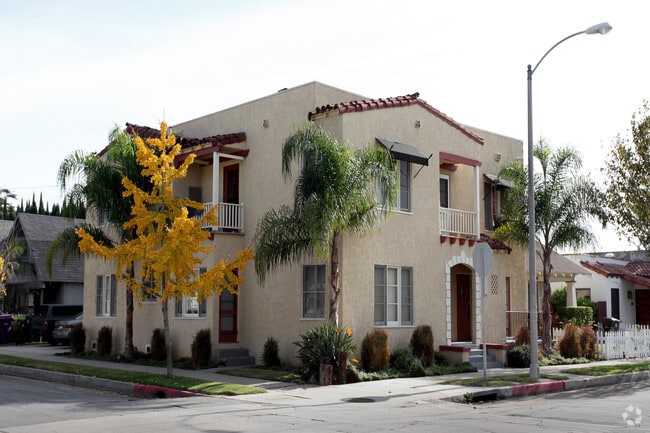 Building Photo - 788-794 Molino Ave