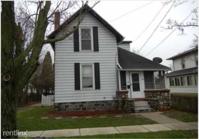 Primary Photo - 316 Perry St