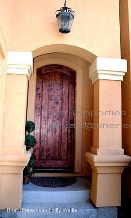 Foto del edificio - 8916 Visage Cir