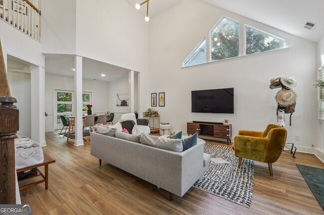 Foto del edificio - 2840 Ivey Oaks Ln
