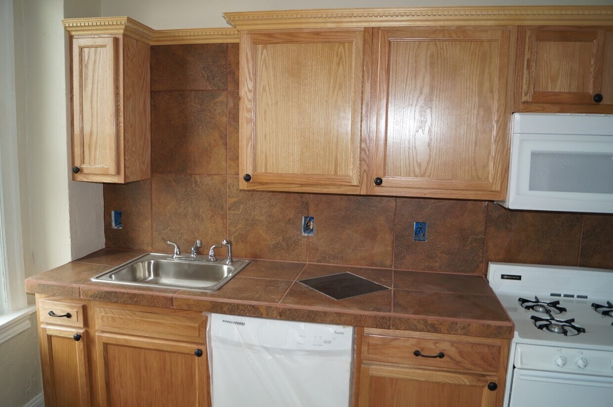 324 Coal St Unit 4, Pittsburgh, PA 15221 Apartment for Rent in